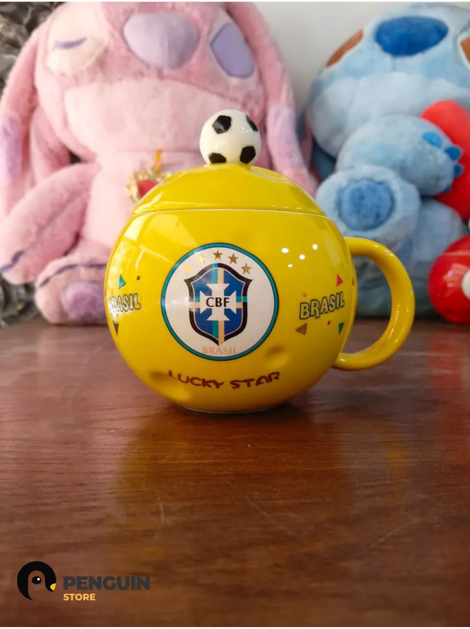 مج منتخب البرازيل الأصفر بغطاء كورة | Brazil Football Mug